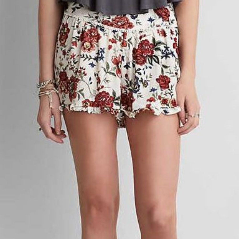 American eagle floral short size S